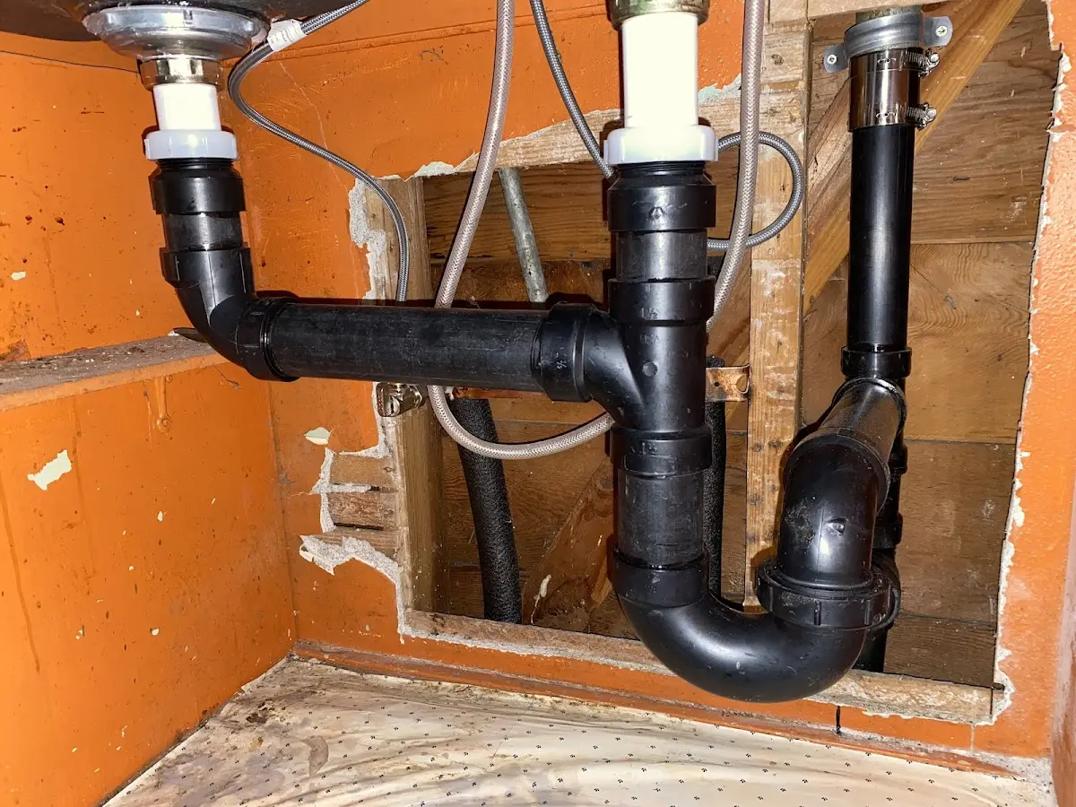 Professional Pipe Bursting equipment and tools on the job in Warrensville Heights